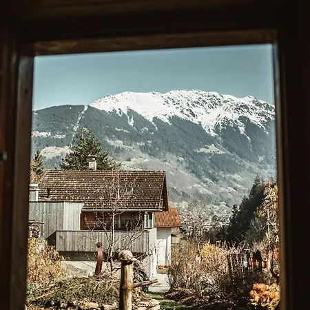 Mavi